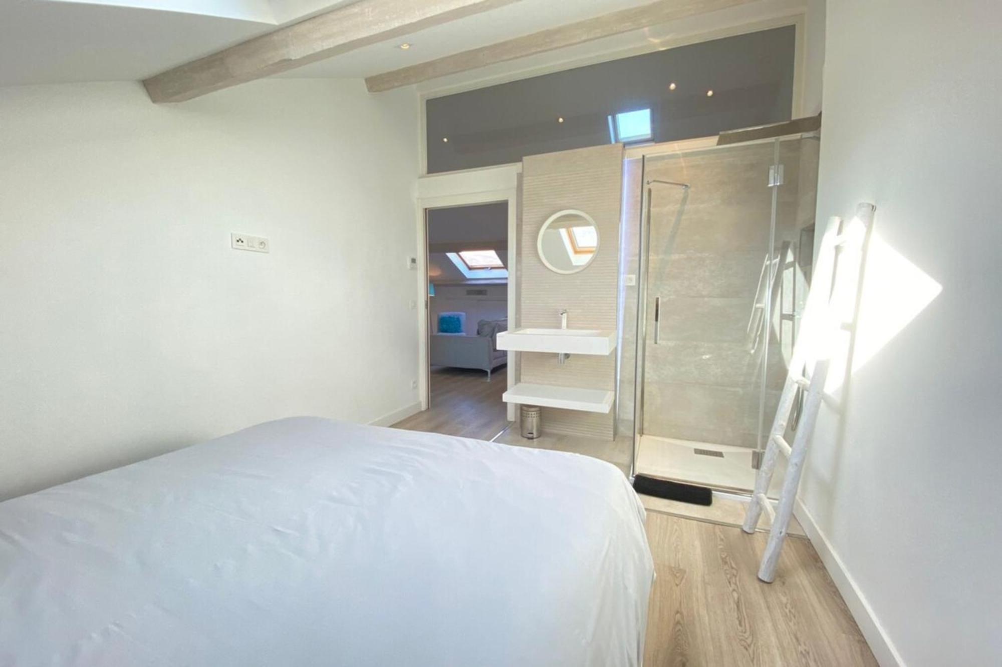 Modern & Bright 4-Room Apartment In Cannes Banane Ngoại thất bức ảnh